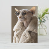 Stijlvolle Sphynx Cat in zonnebril en Sherpa Coat Kaart (Staand voorkant)