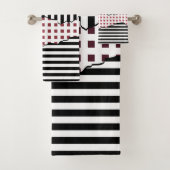Stijlvolle strepen Net zwart, wit, rood gelaagd Bad Handdoek (Insitu)