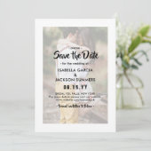 Stijlvolle Typografie Overlay Modern 2 Fotohuwelij Save The Date (Staand voorkant)