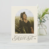 Stijlvolle Typografische Arch Afstuderen Aankondig Aankondiging (Staand voorkant)