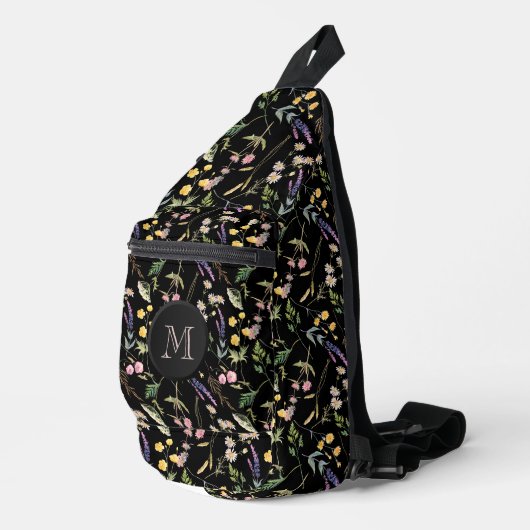Stijlvolle Wildbloemen op zwart Sling Bag (Rechterhoek)