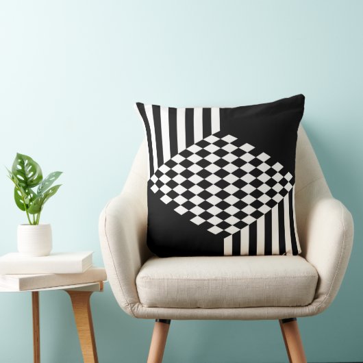 Stijlvolle witte en zwarte strepen ruitjespatroon  kussen (Stoel)