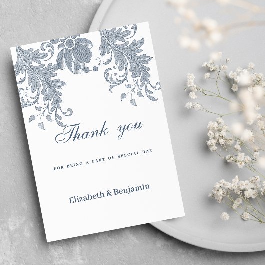 Stijlvolle witte mauve blauwe bloemenslinger Bedan Kaart