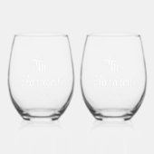 Stijlvolle witte script monogram bruiloft wijnglas zonder voet (Voorkant)