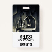 Stijlvolle zilveren stijgbeugels op Engels zadel Badge (Achterkant)