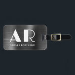 Stijlvolle zwart metal monogram vet twee Initiaal Bagagelabel<br><div class="desc">Elegant Stijlvol Modern Vet Twee Monogram Initiaal Naam Zwart Metaal Custom Gepersonaliseerde Bagagetas Label. Dit ontwerp met volledige naam typografie met 2 monogram initiaal, adres info op zwarte faux metallic folie achtergrond. Deze zijn eenvoudig aan te passen. Stijlvol vrouwelijk of mannelijk cadeau voor een bruiloft, lieve 16-jarige, vrijgezellenfeest, afstuderen en...</div>