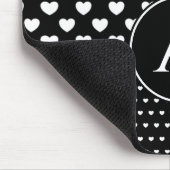 Stijlvolle zwart-witte harten Custom Monogram Muismat (Hoek)