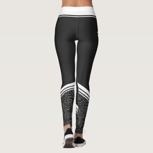 Stijlvolle zwarte bloemenwitte strepen en naam mod leggings (Achterkant)
