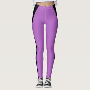 Stijlvolle zwarte strepen op paarse legging