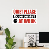 Stil alsjeblieft economist op het werk poster (Thuiskantoor)