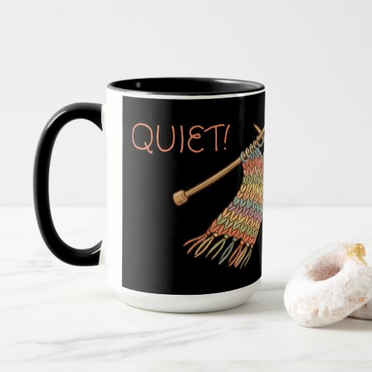 STIL! Ik ben aan het tinken. Mok (Met donut)