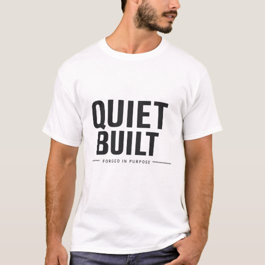 STIL ONDERBOUWD Minimaal Streetwear met Typografie T-shirt (Voorkant)