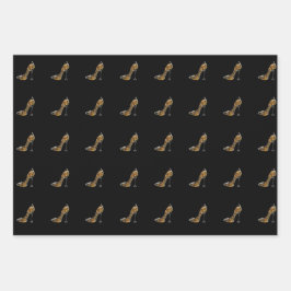 Stiletto met mousserende wijn inpakpapier vel