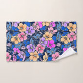 Stilistisch bloemmotief 46 handdoek (Handdoek)
