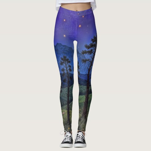 Stille dennen, kosmische dans - een boslandschap leggings (Voorkant)