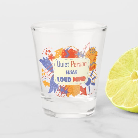 Stille Persoon Met Harde Gedachten blauw geel Shot Glas (Voorkant)