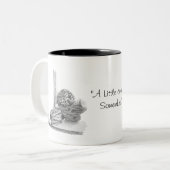 Stilleven afbeelding van schelpen en steentjes chi tweekleurige koffiemok (Voorkant links)