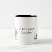 Stilleven afbeelding van schelpen en steentjes chi tweekleurige koffiemok (Center)