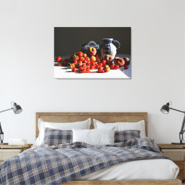 Stilleven met aardbeien, perziken en kersen canvas afdruk