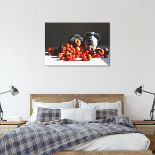 Stilleven met aardbeien, perziken en kersen canvas afdruk