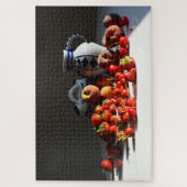 Stilleven met aardbeien, perziken en kersen legpuzzel (Verticaal)