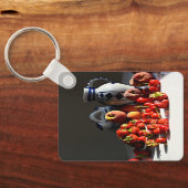 Stilleven met aardbeien, perziken en kersen sleutelhanger (Achterkant)