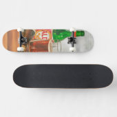 Stilleven met bier van Jennifer Goldberger Skateboard (Horizontaal)