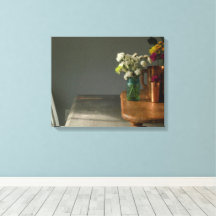 Stilleven met blauwe glas