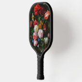 Stilleven met bloemen in een glazen vaas pickleball paddle (Links)