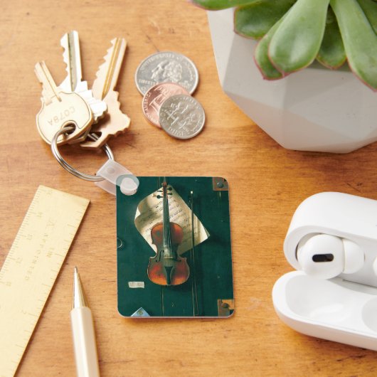 Stilleven met oude viool door William Michael Harn Sleutelhanger (Bureau)