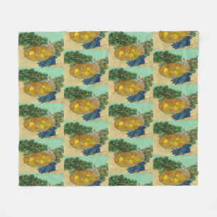 Stilleven met sinaasappels citroenen blauwe handsc fleece deken