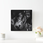 Stilstaand afbeelding van een viool vierkante klok (Huis)