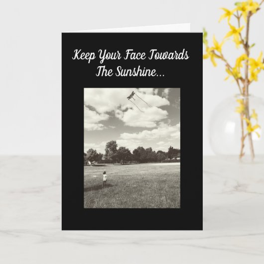 Stimulering van het zonnebrandmiddel kaart (Gele Bloem)