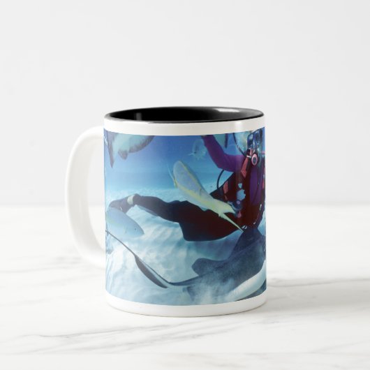 Stingray City, Grand Cayman, Kaaimaneilanden, Tweekleurige Koffiemok (Voorkant links)