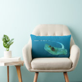 Stingray in beweging! Verloopblauwe achtergrond | Kussen (Stoel)