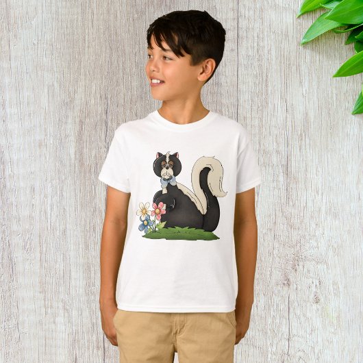 Stinkdier met bloemen t-shirt