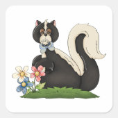 Stinkdier met bloemen vierkante sticker (Voorkant)