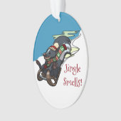 Stinkdier op een gesleed Jingle Smells! kerstCarto Ornament (voorkant)