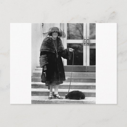 Stinky Date, 1922 Briefkaart (Voorkant)