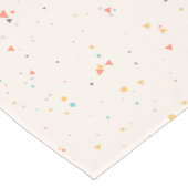 Stippen & Driehoek Confetti Patroon Medium Tafelloper (Hoek)