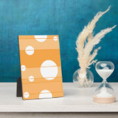 Stippen en strepen in geel oranje fotoplaat (Zijkant)