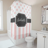 Stippen en strips douchegordijn (In situ)