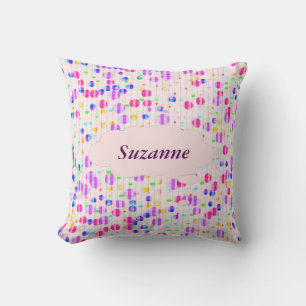 Stippen op roze gepersonaliseerd Sierkussen