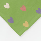Stippenhartjes op groen gebladerte fleece deken (Hoek)