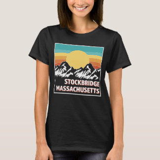 STOCKBRIDGE MASSACHUSETTS Retro zonsondergang USA T-shirt
