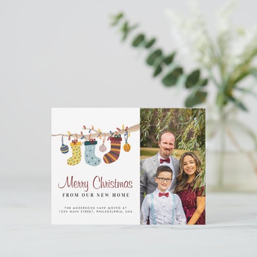 Stockings Merry Kerstmis New Home Photo Moving Aankondigingskaart (Staand voorkant)