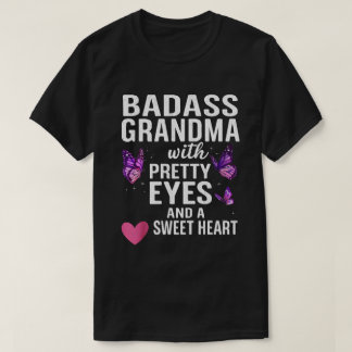 Stoere oma met mooie ogen en een lief hart t-shirt