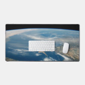 stof boven het middellandse-zeegebied en het Zee c Bureaumat (Keyboard & Muis)
