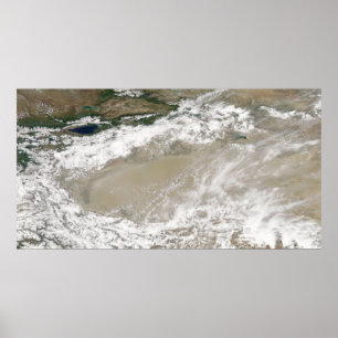 Stof en wolken over de Taklimakan Des Poster