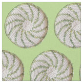Stof - Groene spiraal op witte haakjes (Close Up)